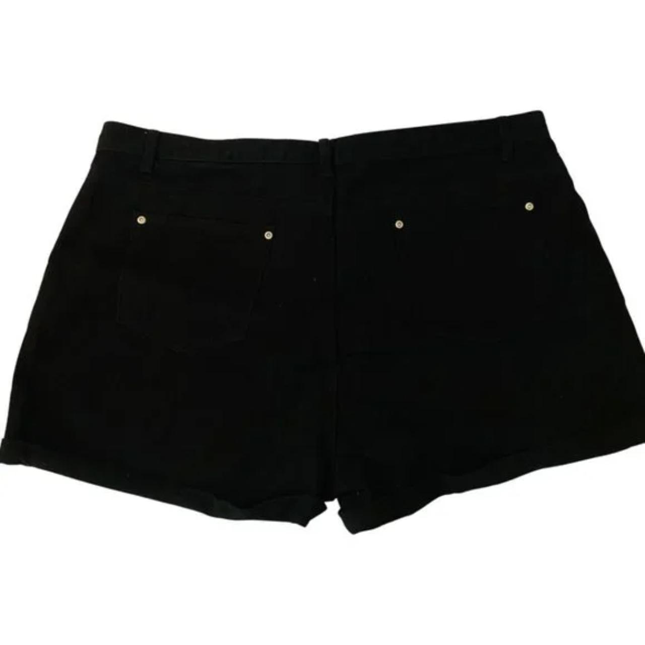 I Saw It First Women's Black Shorts (2)