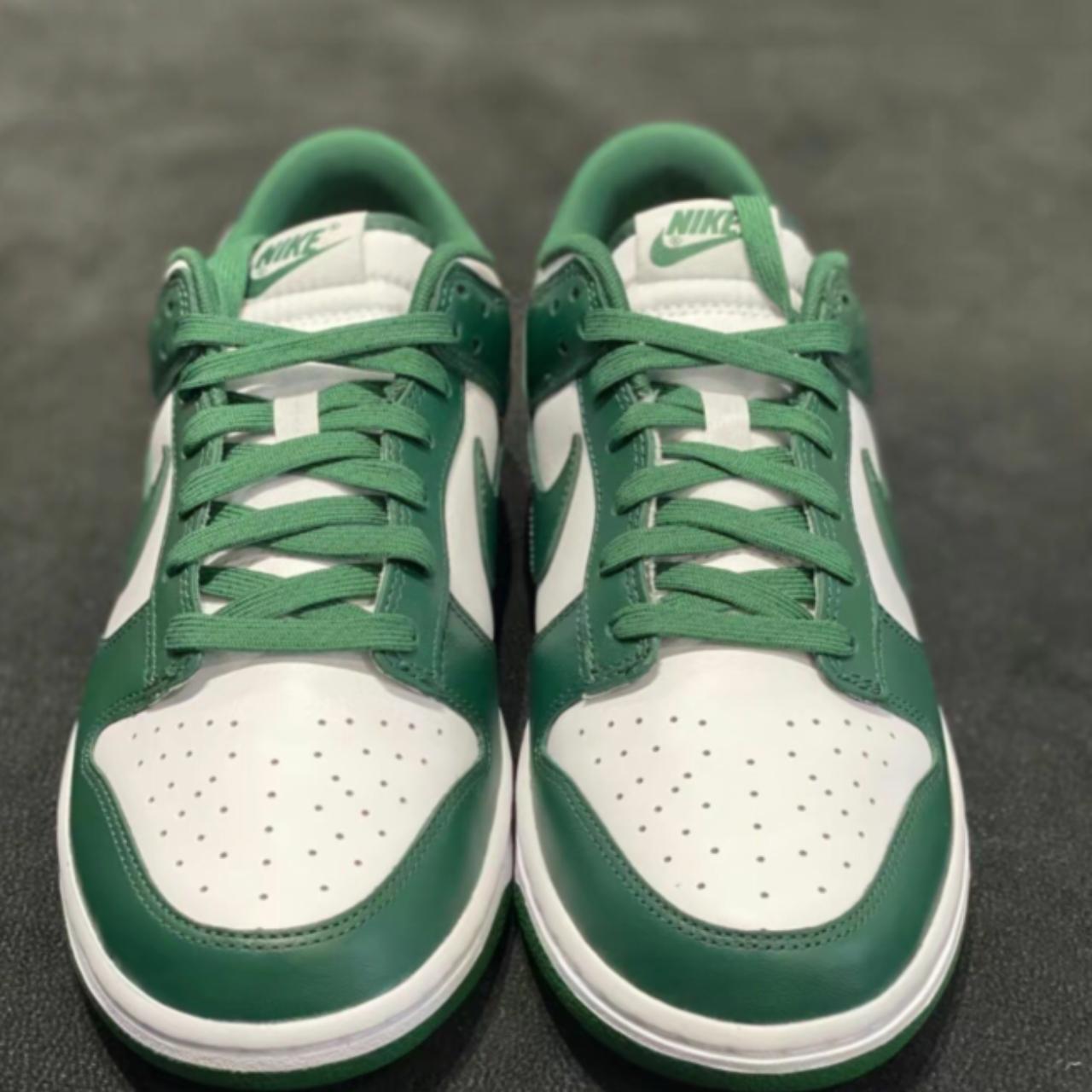dunk low retro varsity green