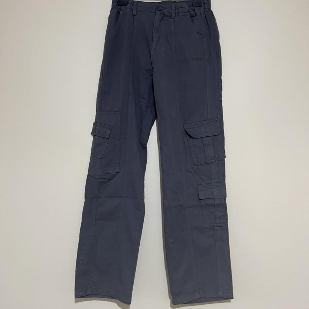 UO Grey Y2K Low Rise Cargo Pants 100% Cotton size:... - Depop