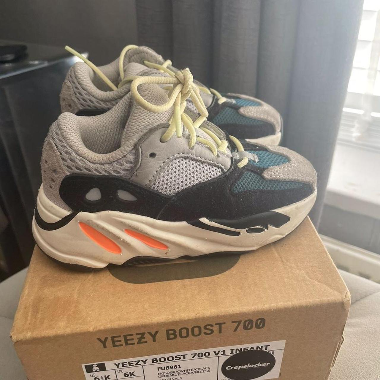 yeezy 700 size 6 youth