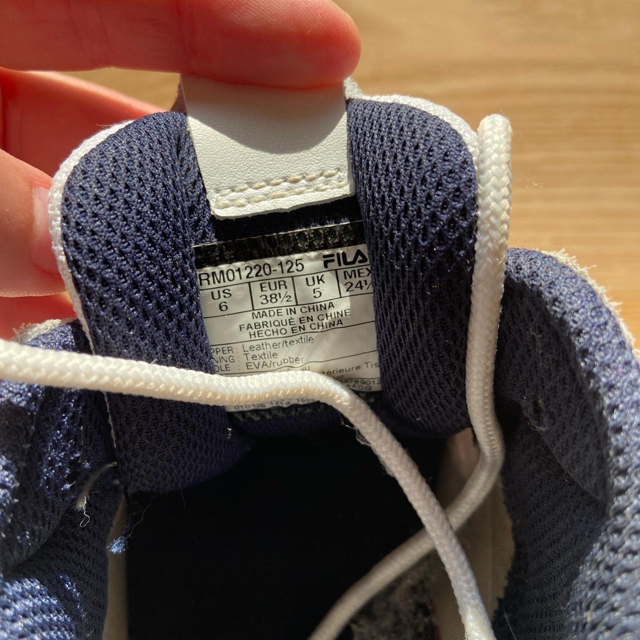 fila trainers size 5