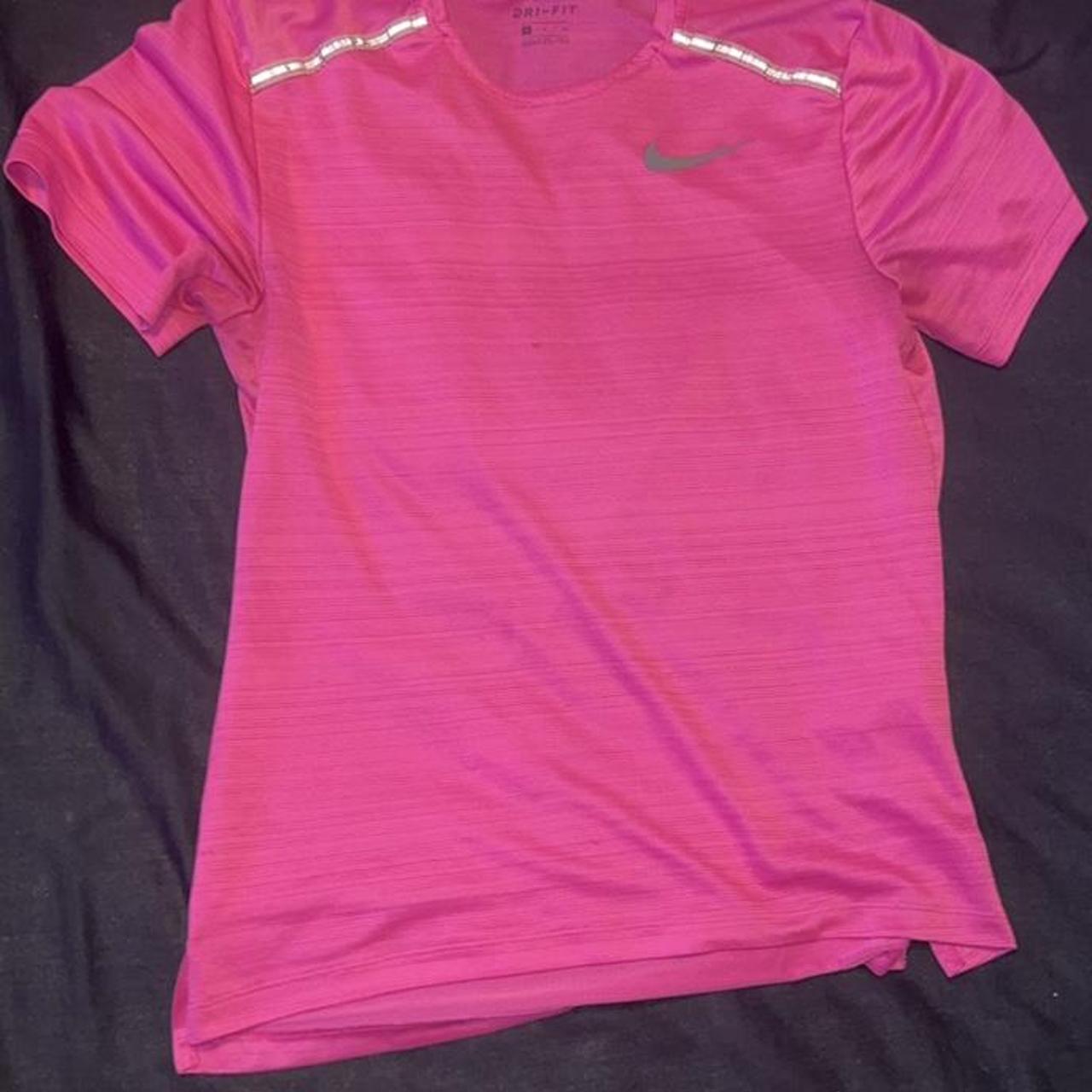 pink Nike miller T-shirt, good condition, small mens - Depop