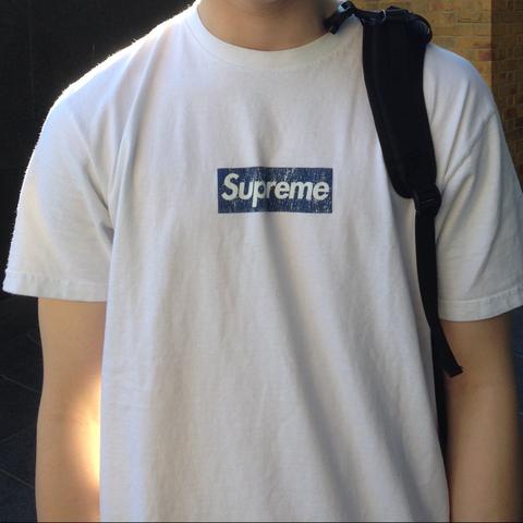 Supreme x yankees tee sale