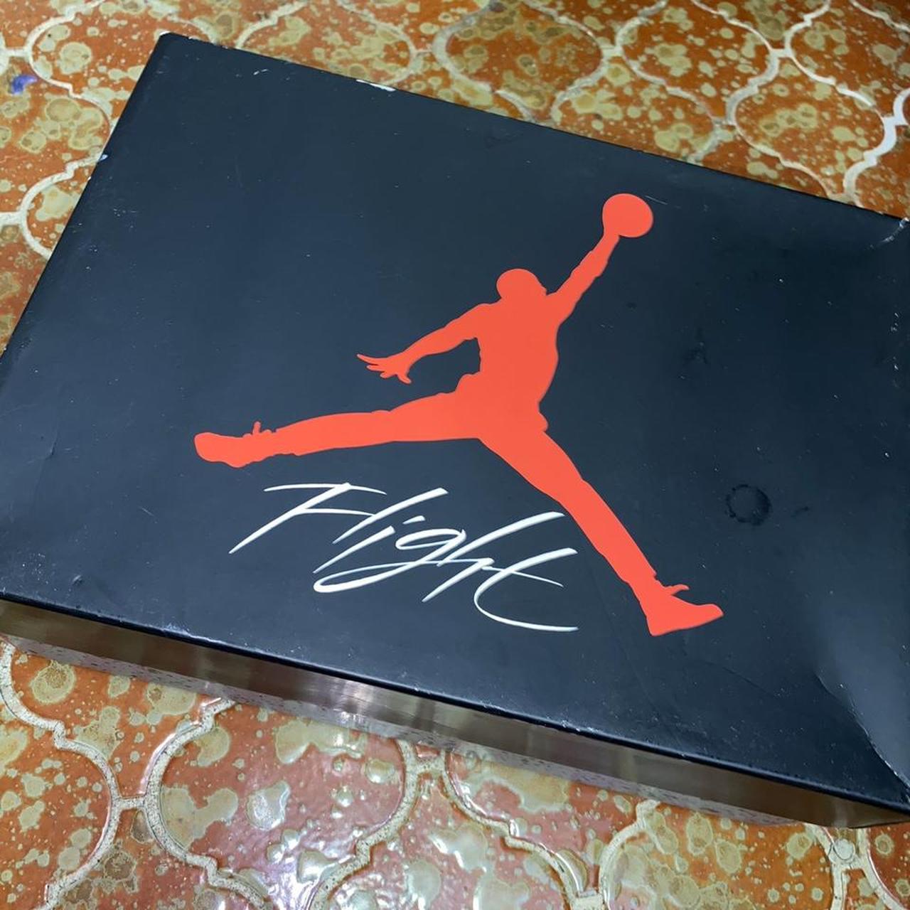 jordan retro 4 fire reds