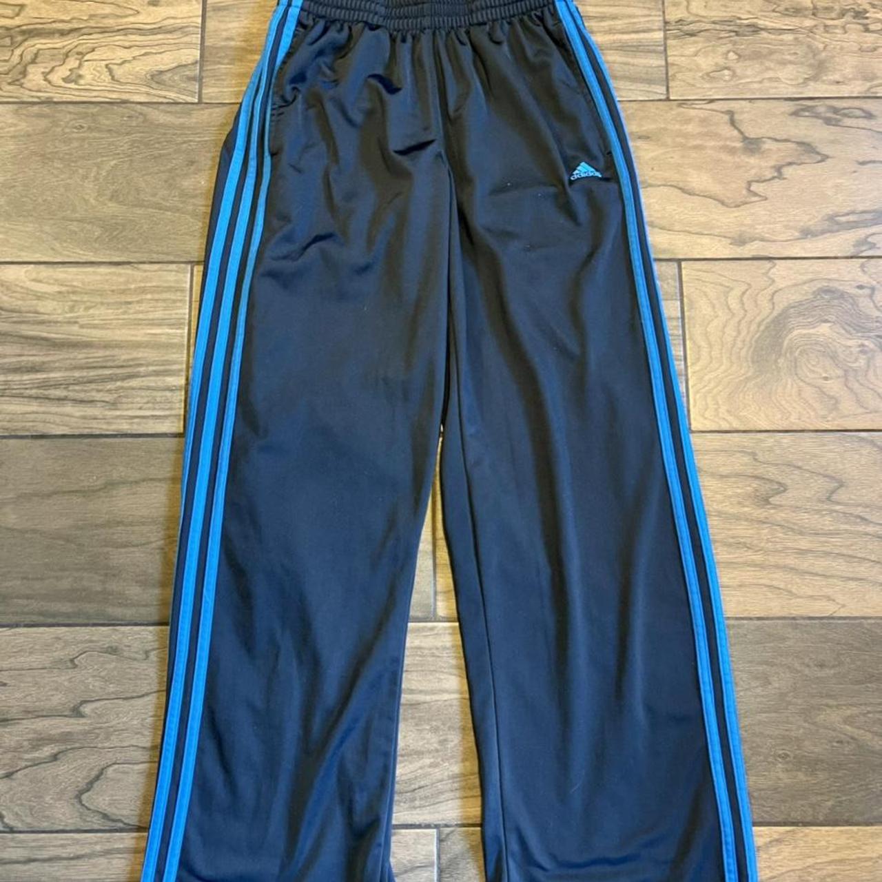 Adidas Pants - small #N#Woman’s jogger/ workout pants... - Depop