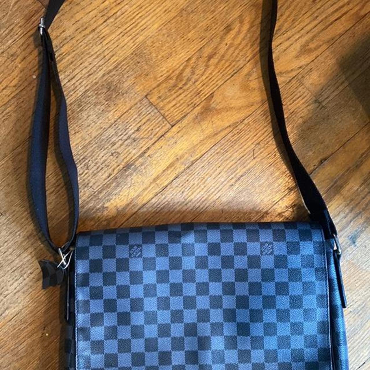 Leather Louis Vuitton mens bag, double the price - Depop