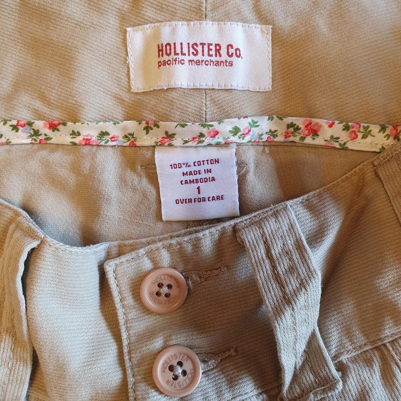 hollister-khaki-shorts-in-excellent-condition-size-depop