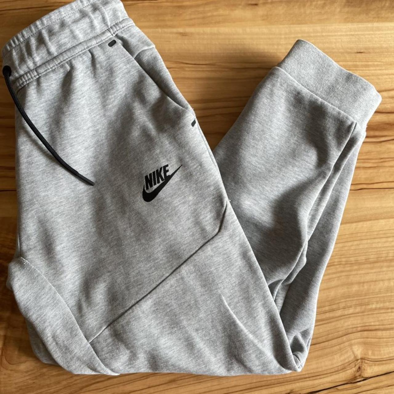 Nike Grey and Black Sweatshirt | Depop