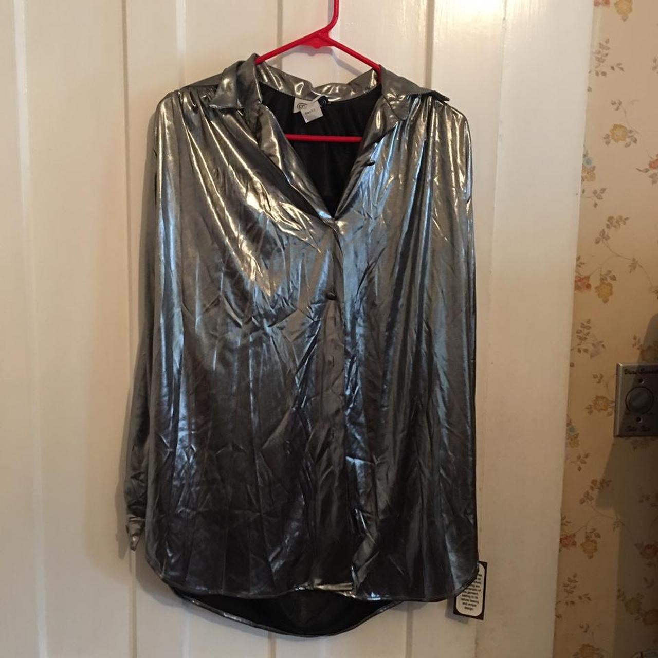 Product Image 1 - Men’s shirt size small