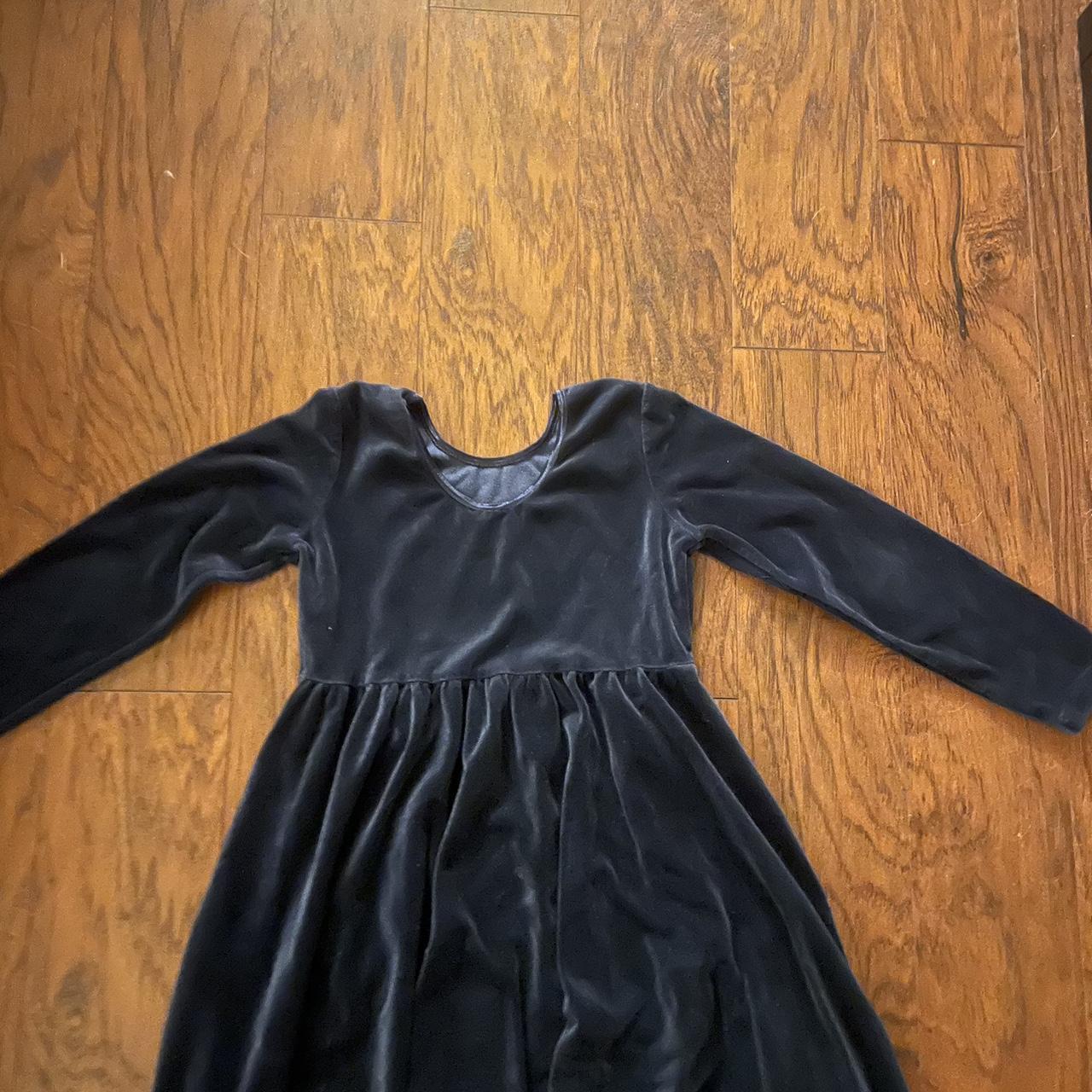 navy blue velvet holiday dress Girls size 8 Size 130... Depop