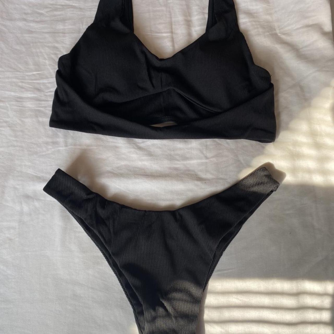 SHEIN Women's Black Bikinis-and-tankini-sets | Depop