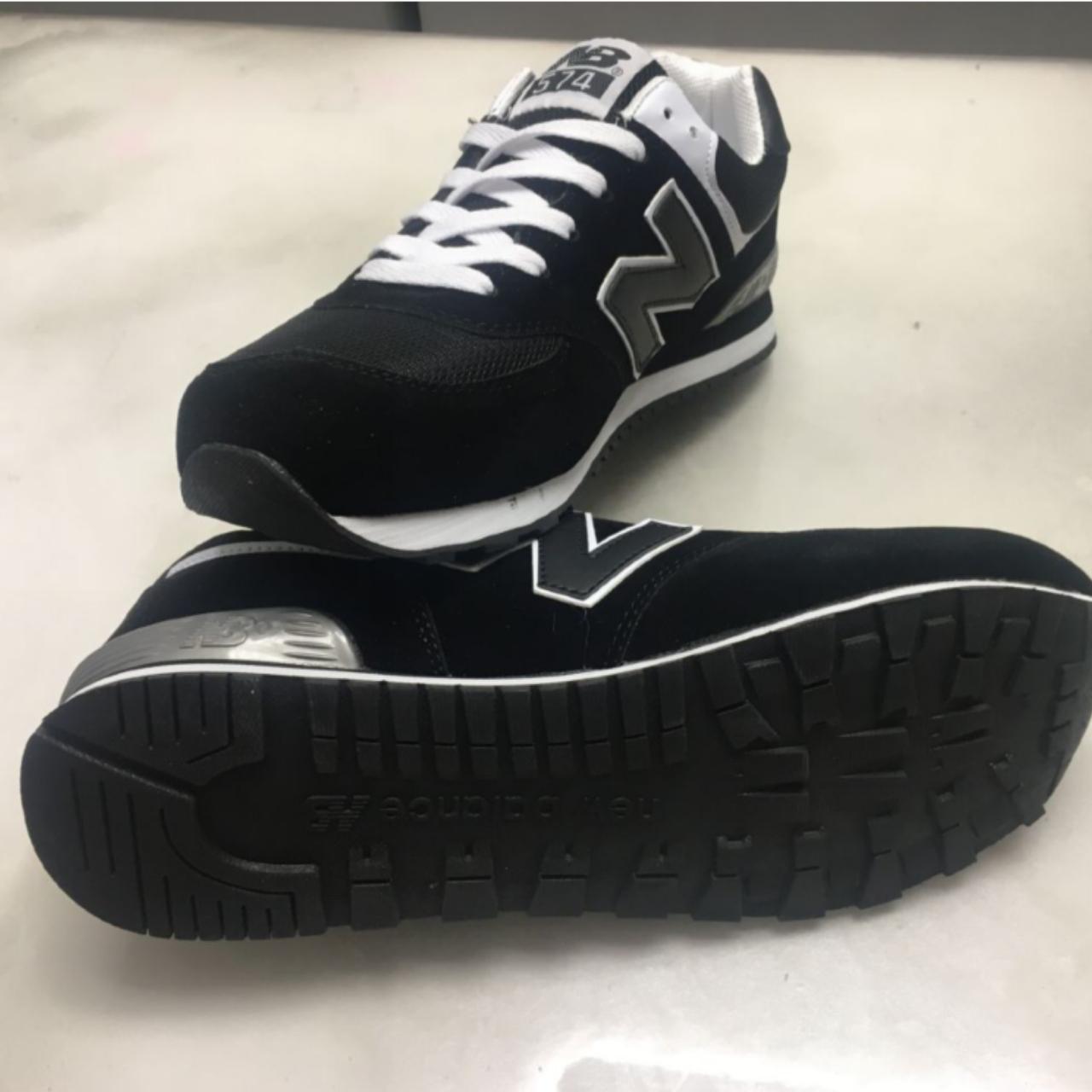 mens all black new balance trainers