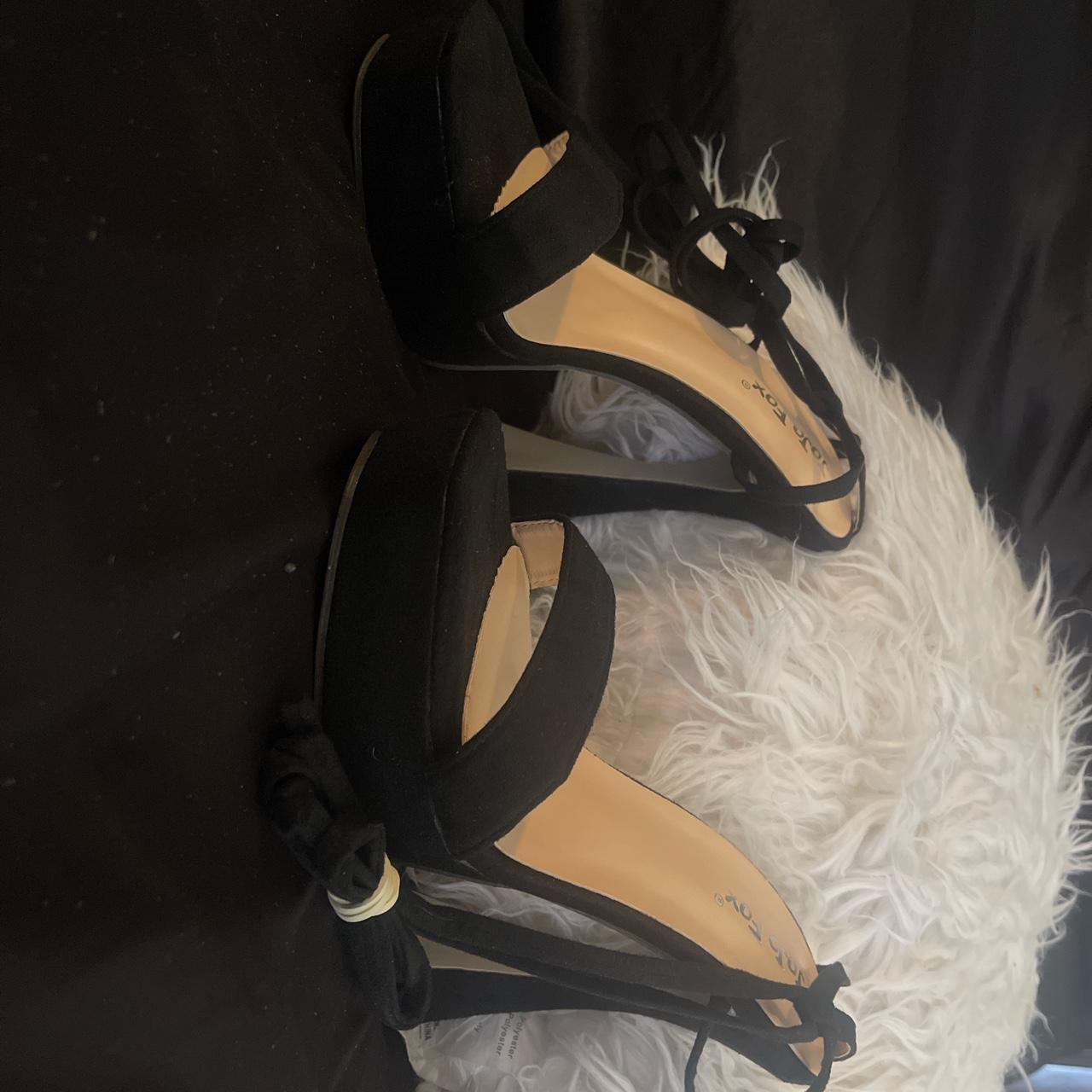 Sexy fit heels with strings that can wrap any way... Depop