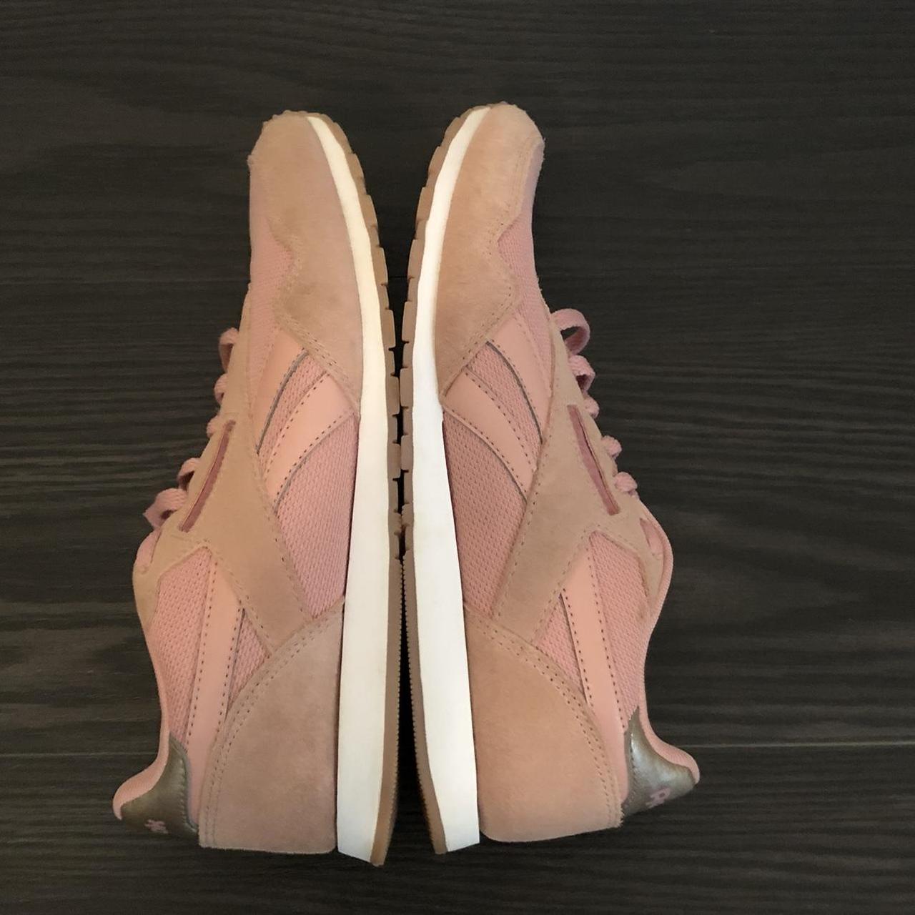 Reebok Pink Shoes Women’s Size 7.5 Preowned/ in... - Depop