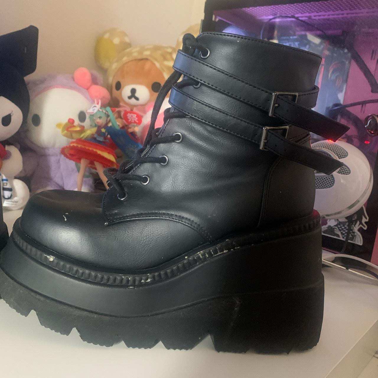 demonia shaker 65 size 7