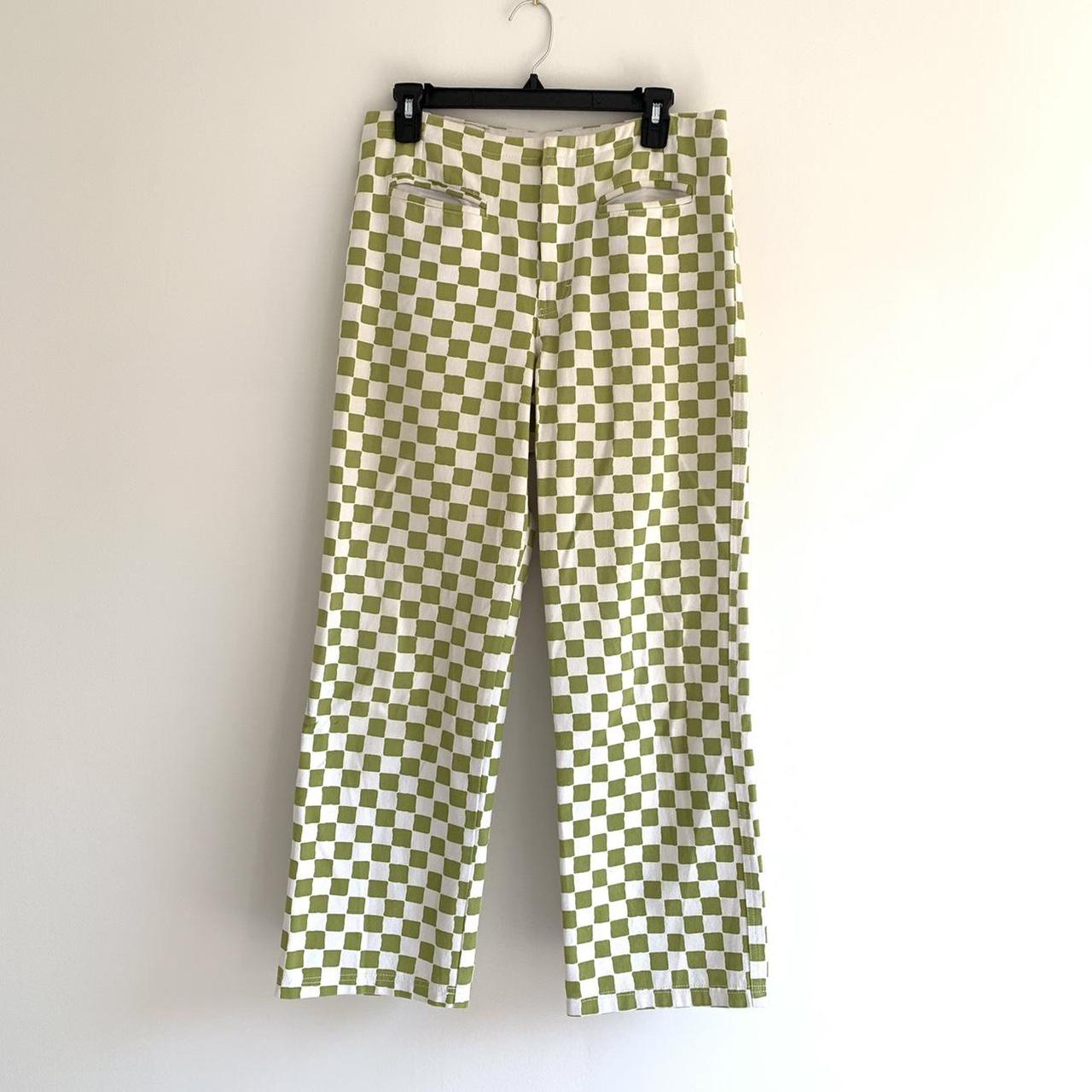 item listed by carolineyve