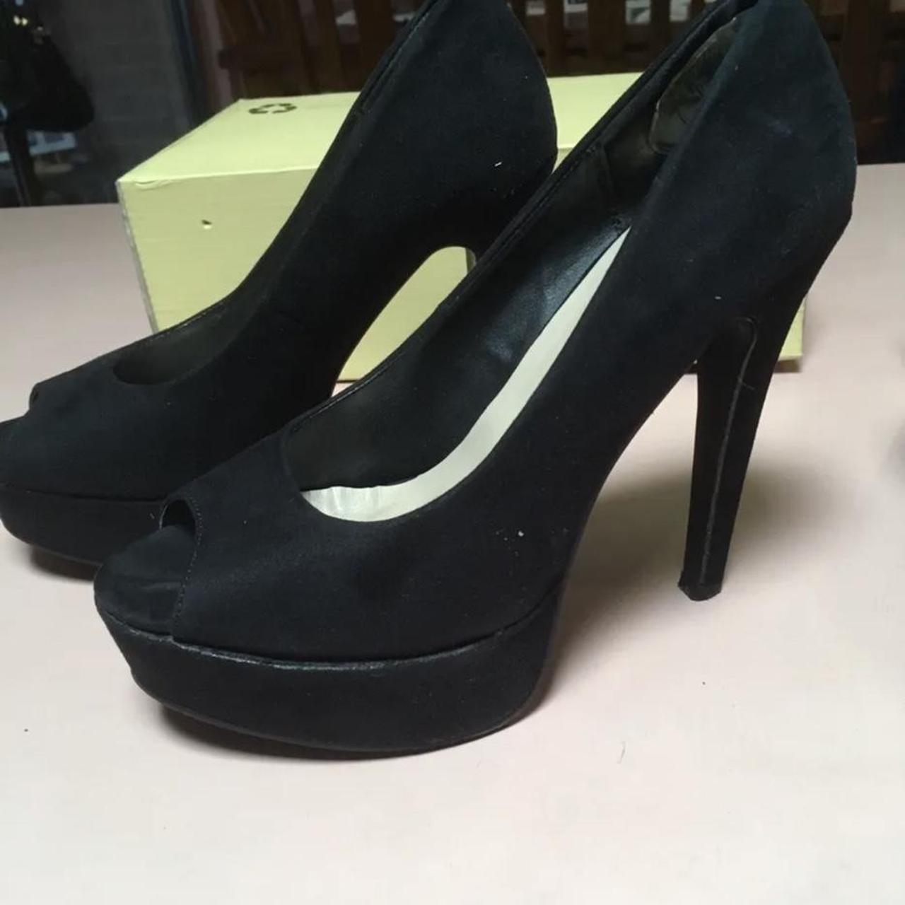 Black strapless pump heels . Used - fair . Size 7 Au... - Depop