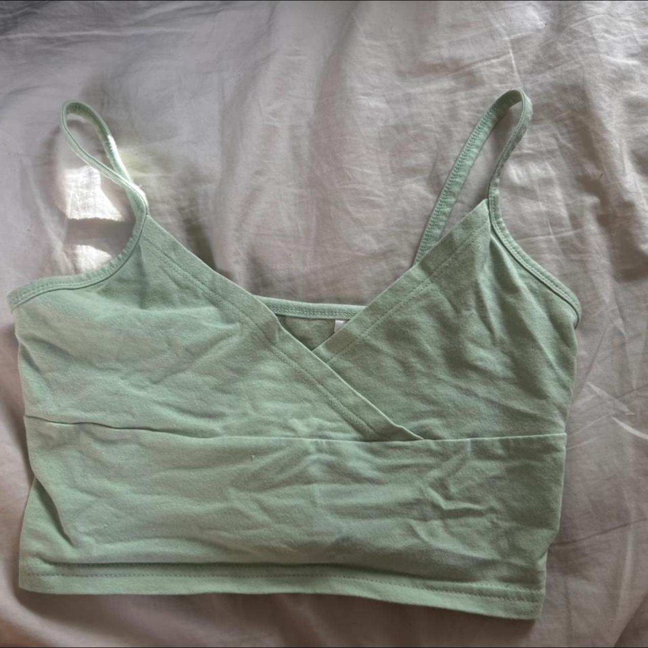 basic mint green cropped tank top worn a few... - Depop