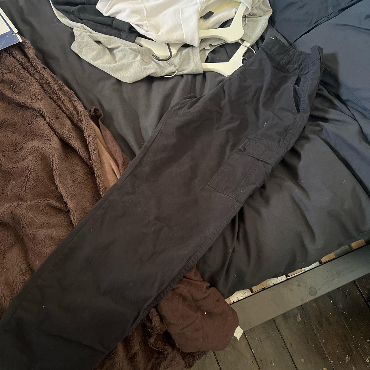Mens black cargo Pants worn once! Really comfy... Depop