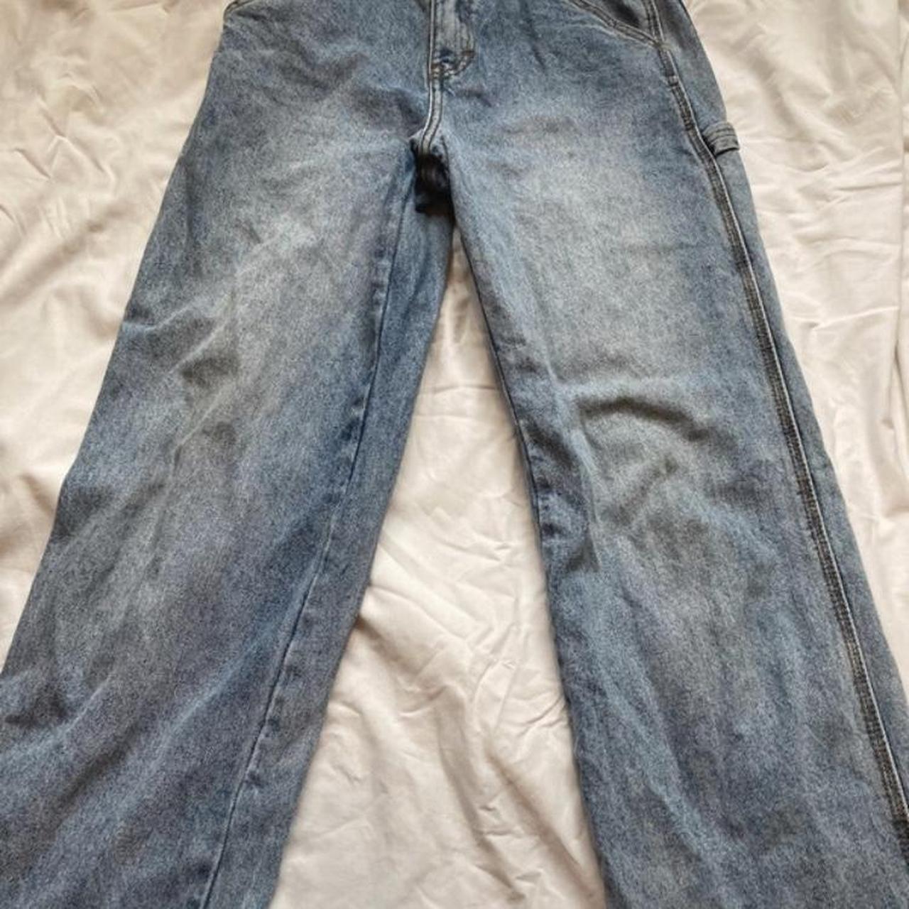 brandy melville feanne jeans in great condition.... - Depop