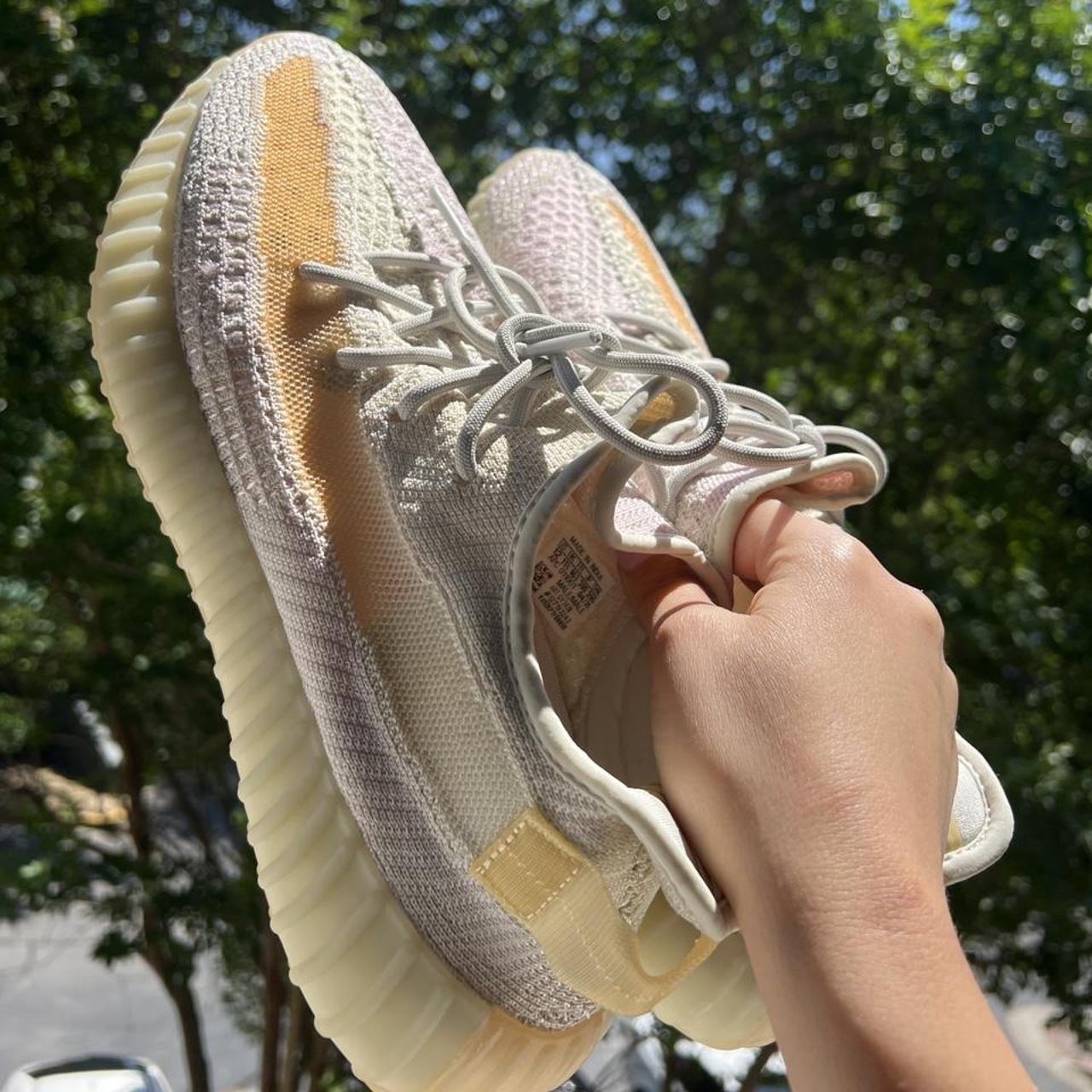 yeezy that changes color