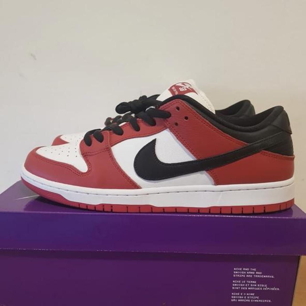 Nike Men's Red and Black Trainers | Depop