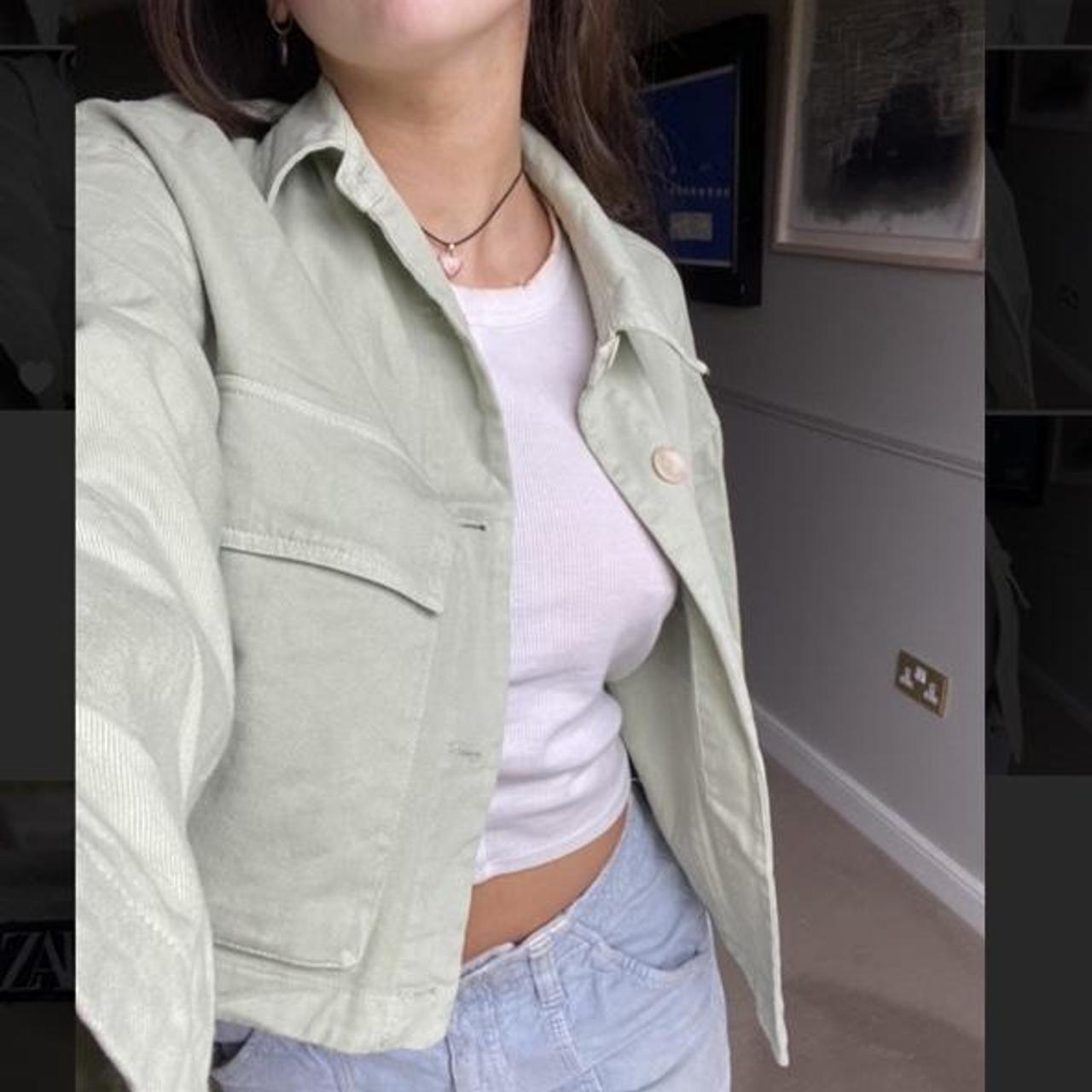 Zara Women's Green Jacket Depop