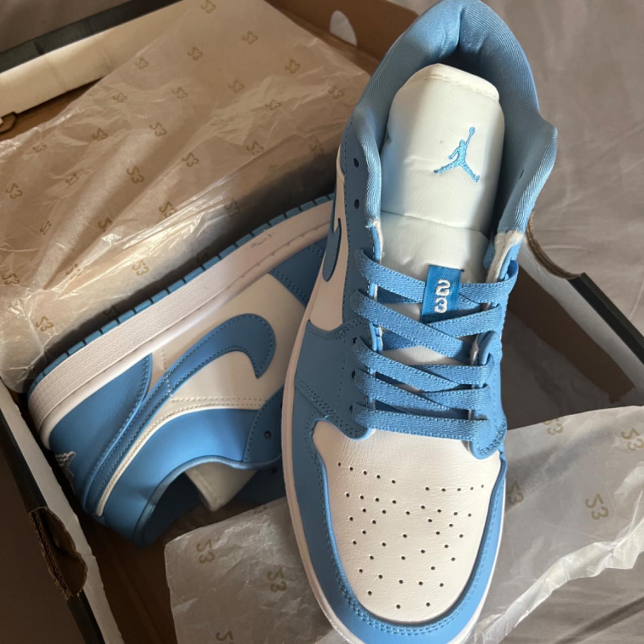 mens jordan 1 low unc