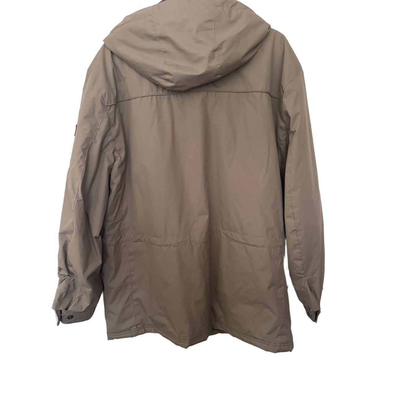 Product Image 2 - Mens heavy Anorak
Well-made, durable hardware
Missing