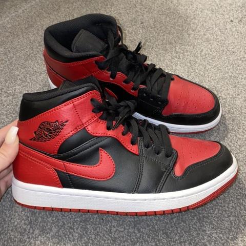 jordan 1 banned mid