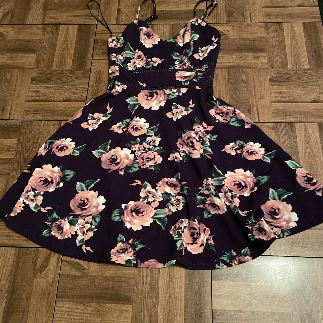 Product Image 1 - Purple mini dress with flowers
Has