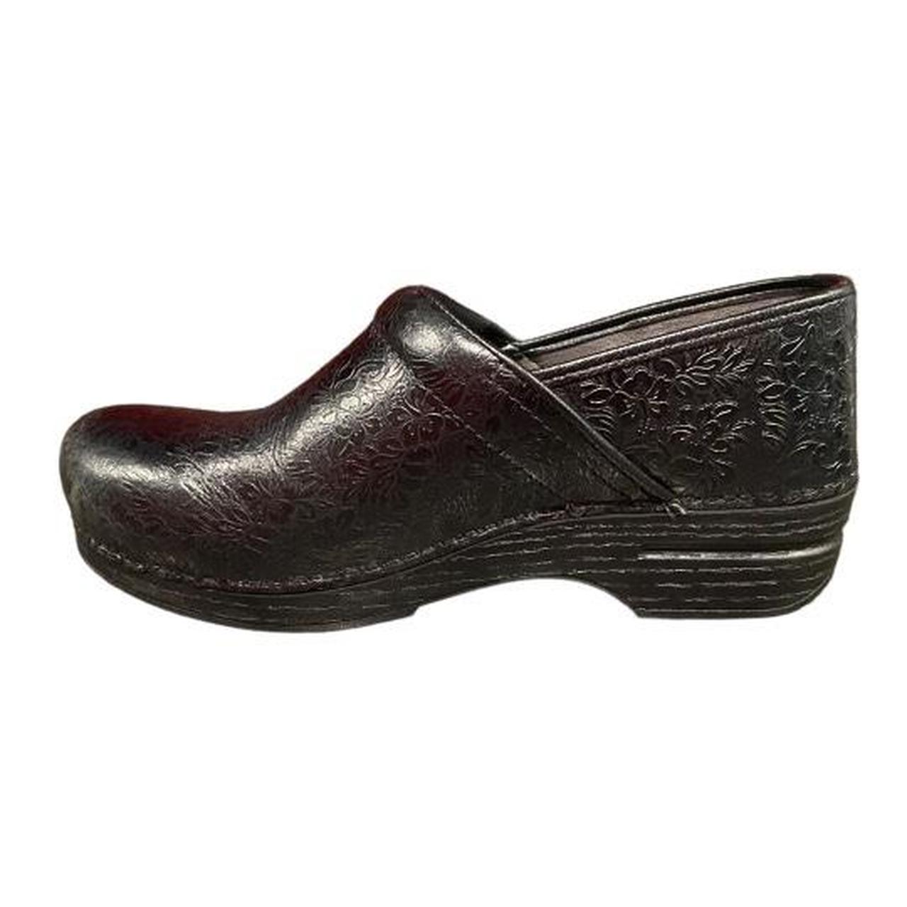 dansko xp 2.0 black floral tooled
