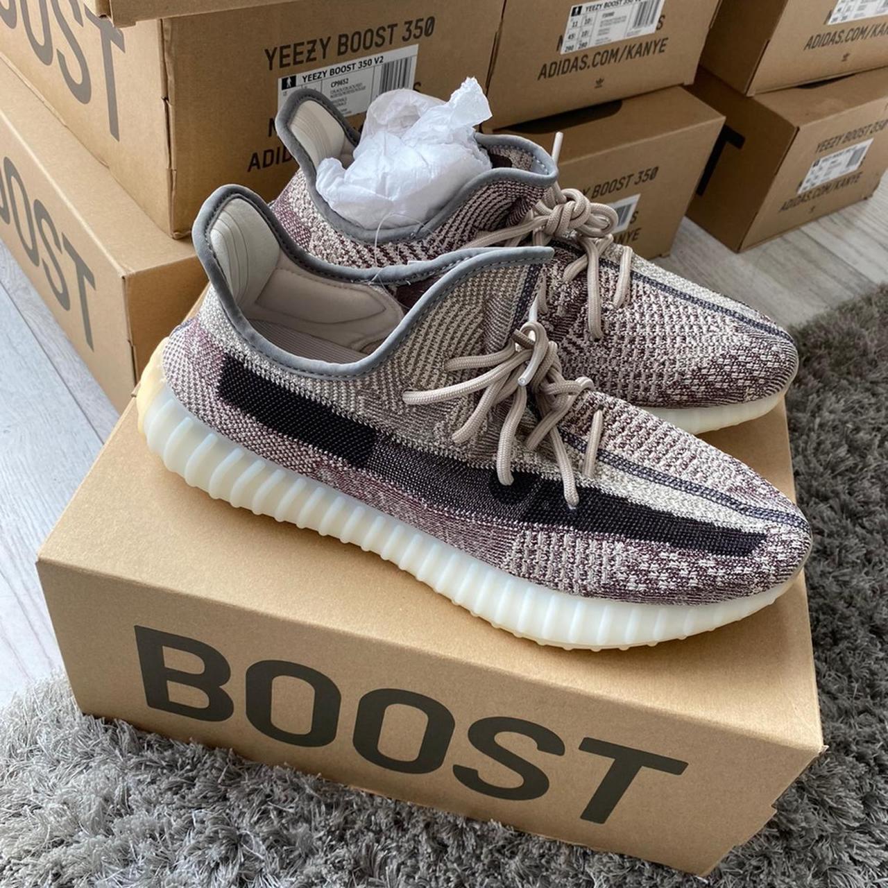 yeezy boost 350 v2 shoe box
