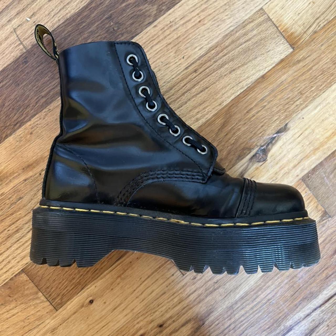 Smooth sinclair doc store martens