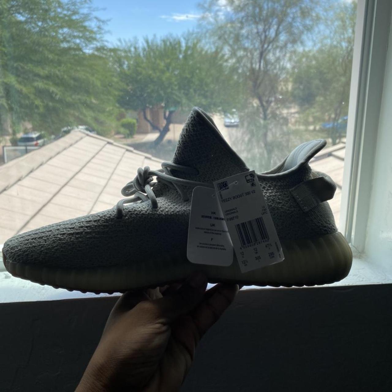 yeezy 350s sesame