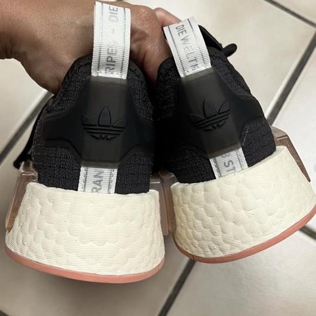 Nmd 2025 boost nipples