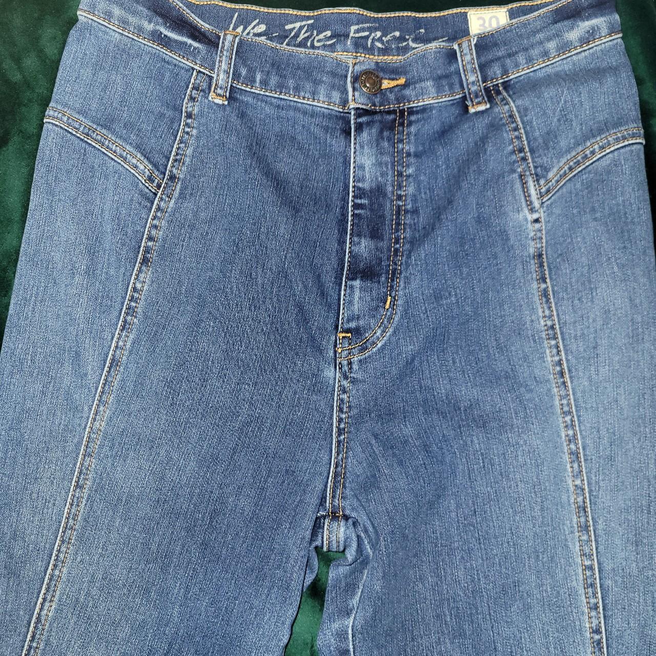 Whiplash high waisted skinny jean! Lots of stretch - Depop