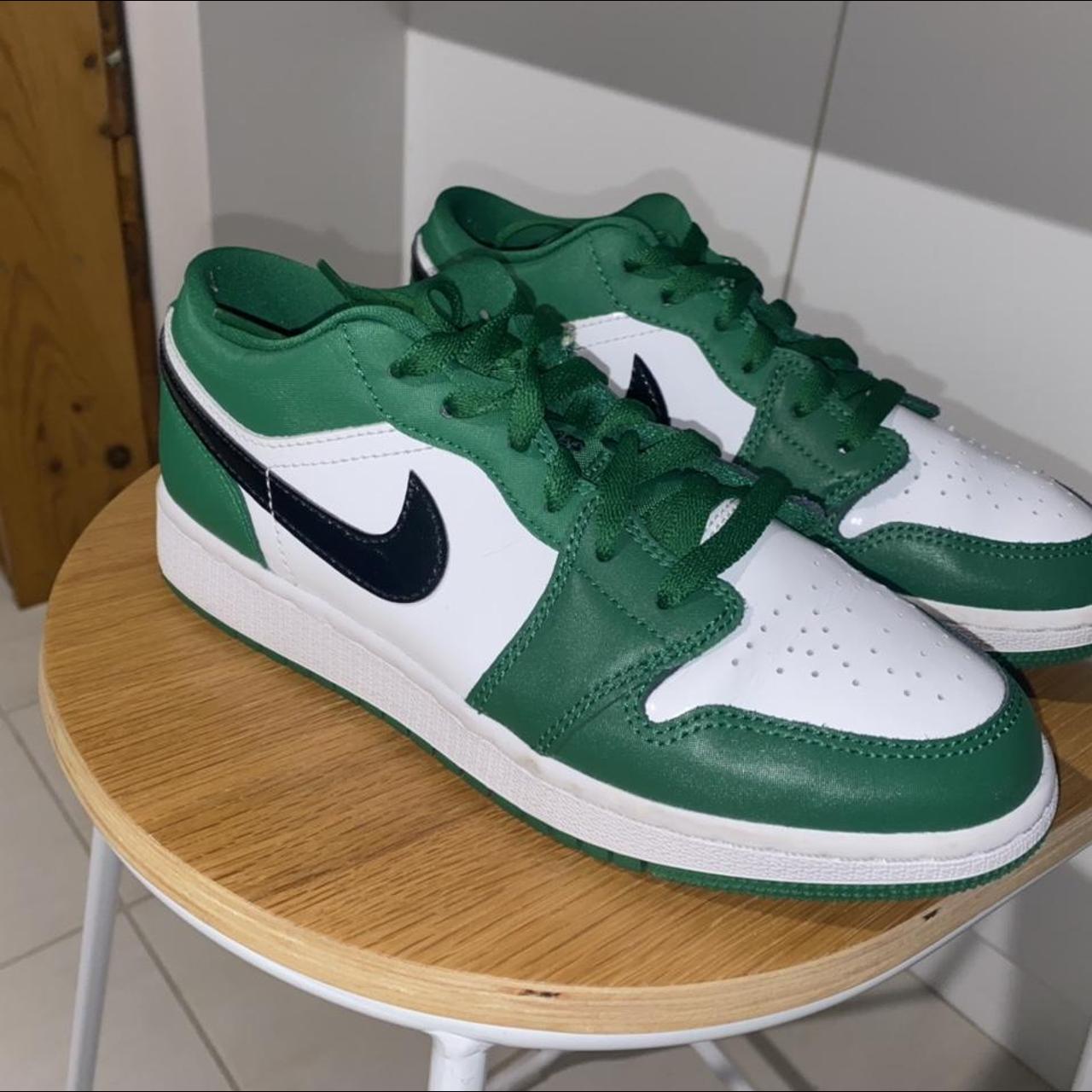 low pine green jordan 1
