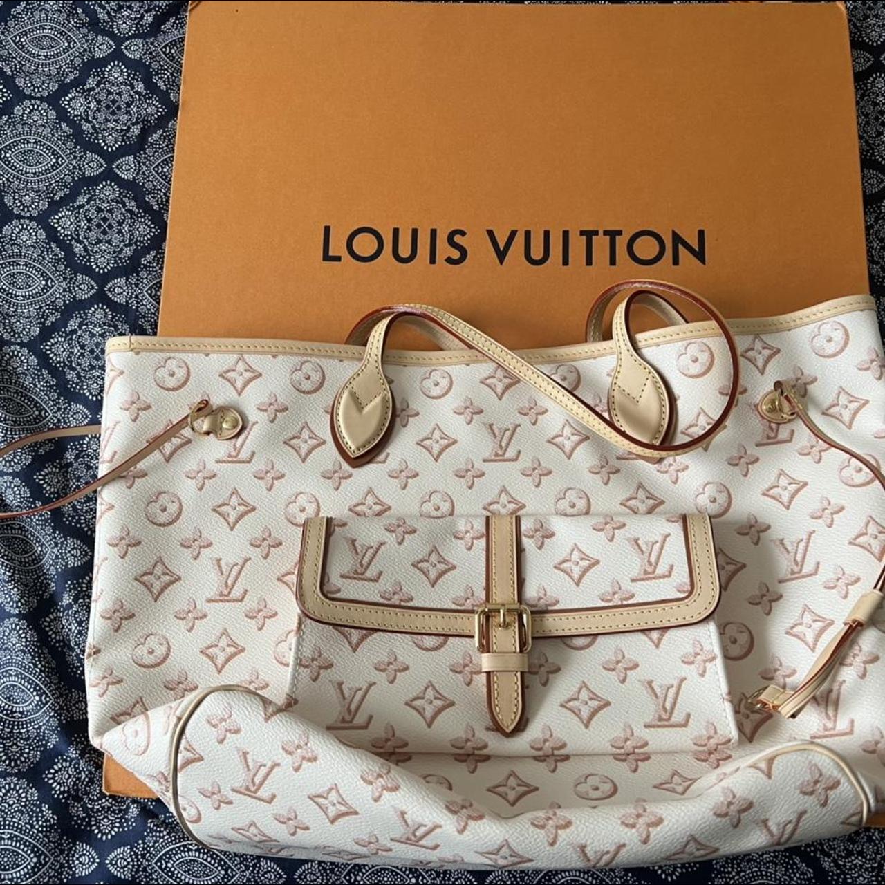 Louis Vuitton LIMITED EDITION hand bag. In white - Depop