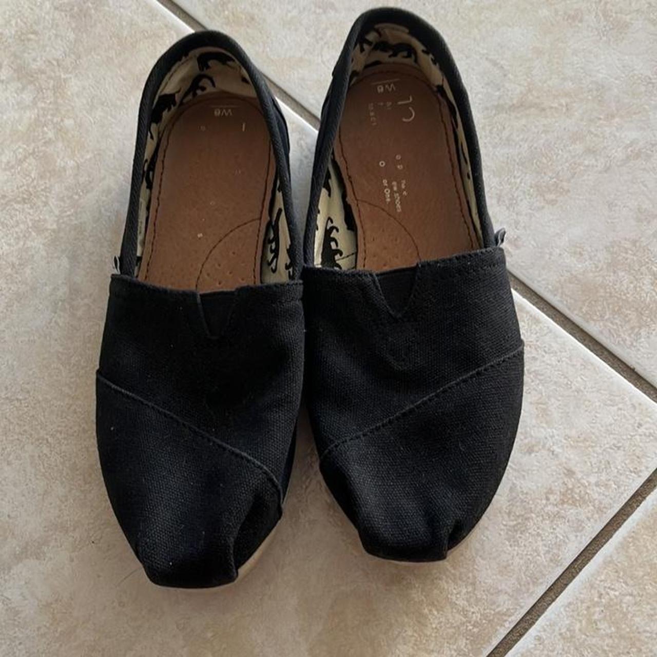 TOMS Women's Black Slides | Depop