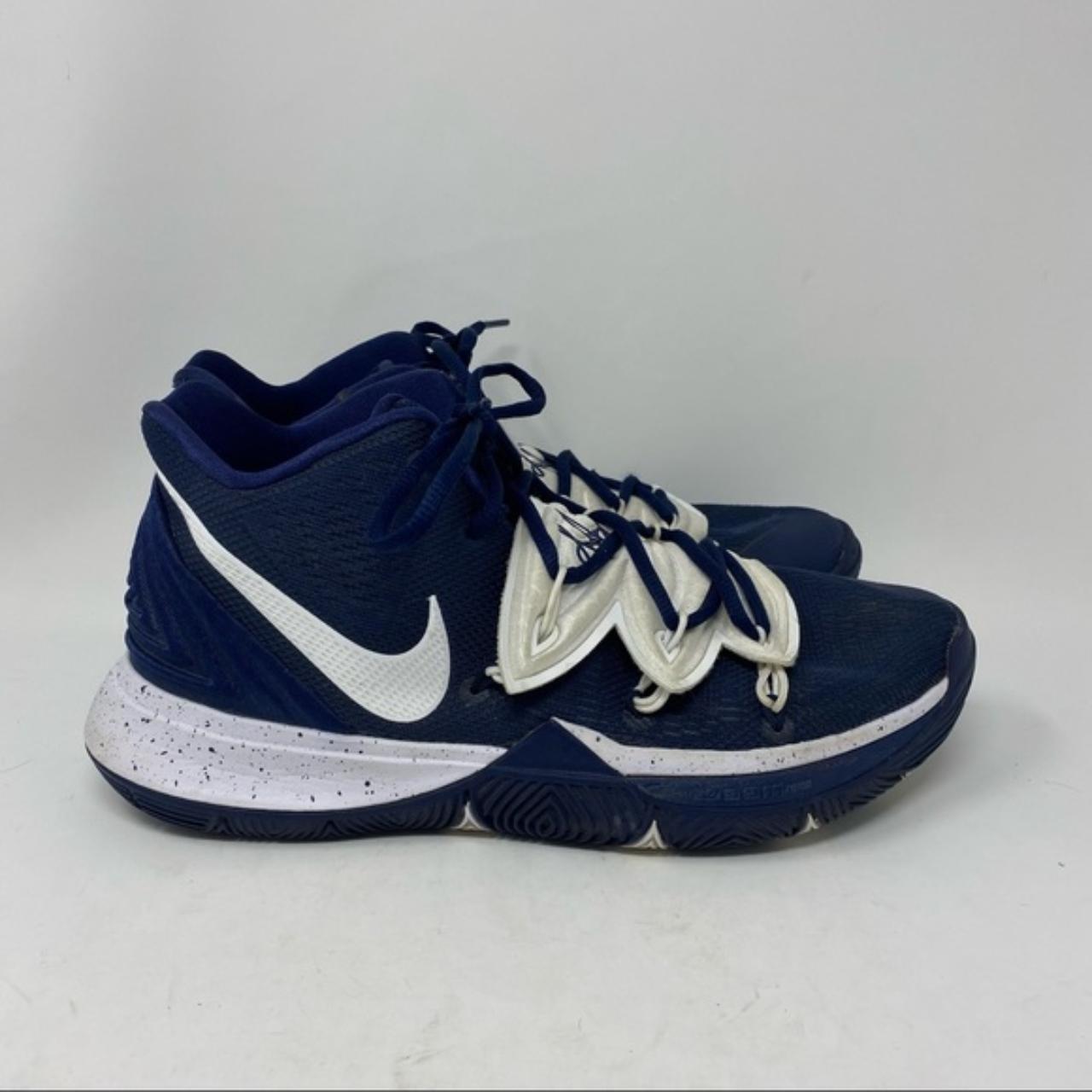 Navy clearance kyrie 5