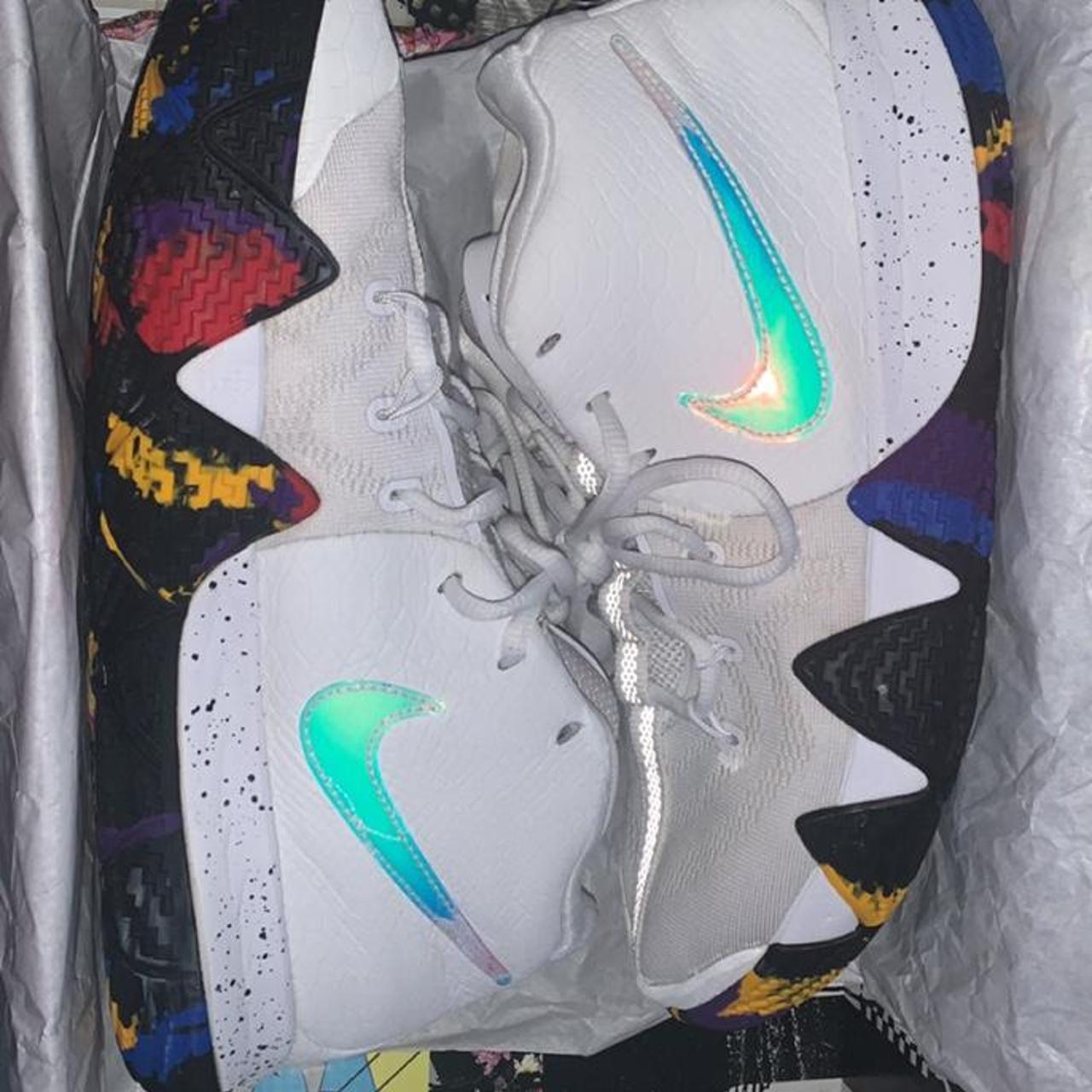 Kyrie 4 hot sale ncaa shoes