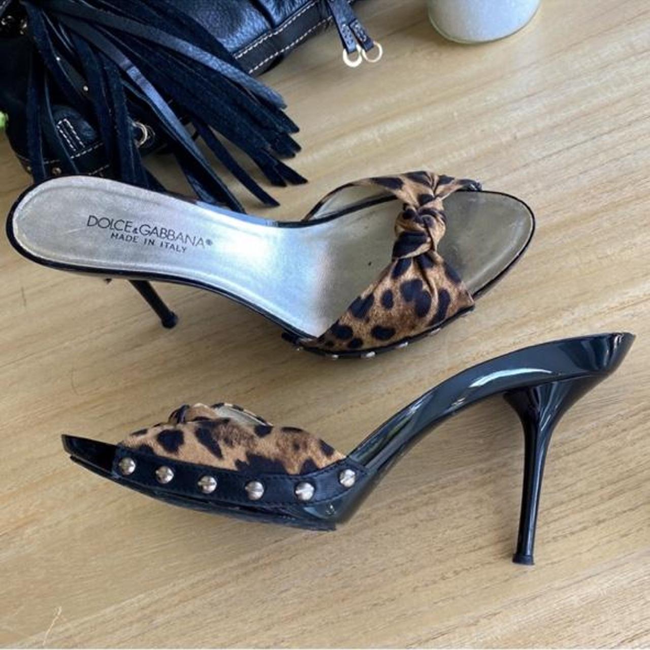 dolce and gabbana leopard heels