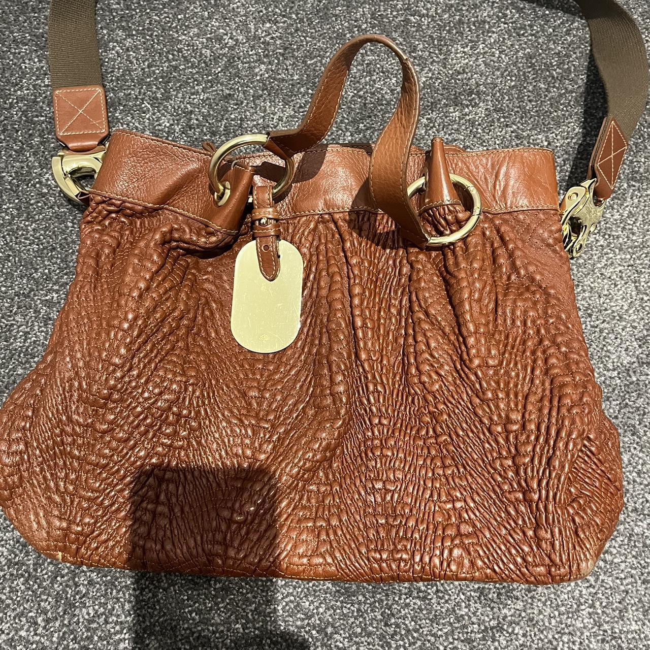 Beautiful Mulberry bag in tan, comes with a mulberry... Depop