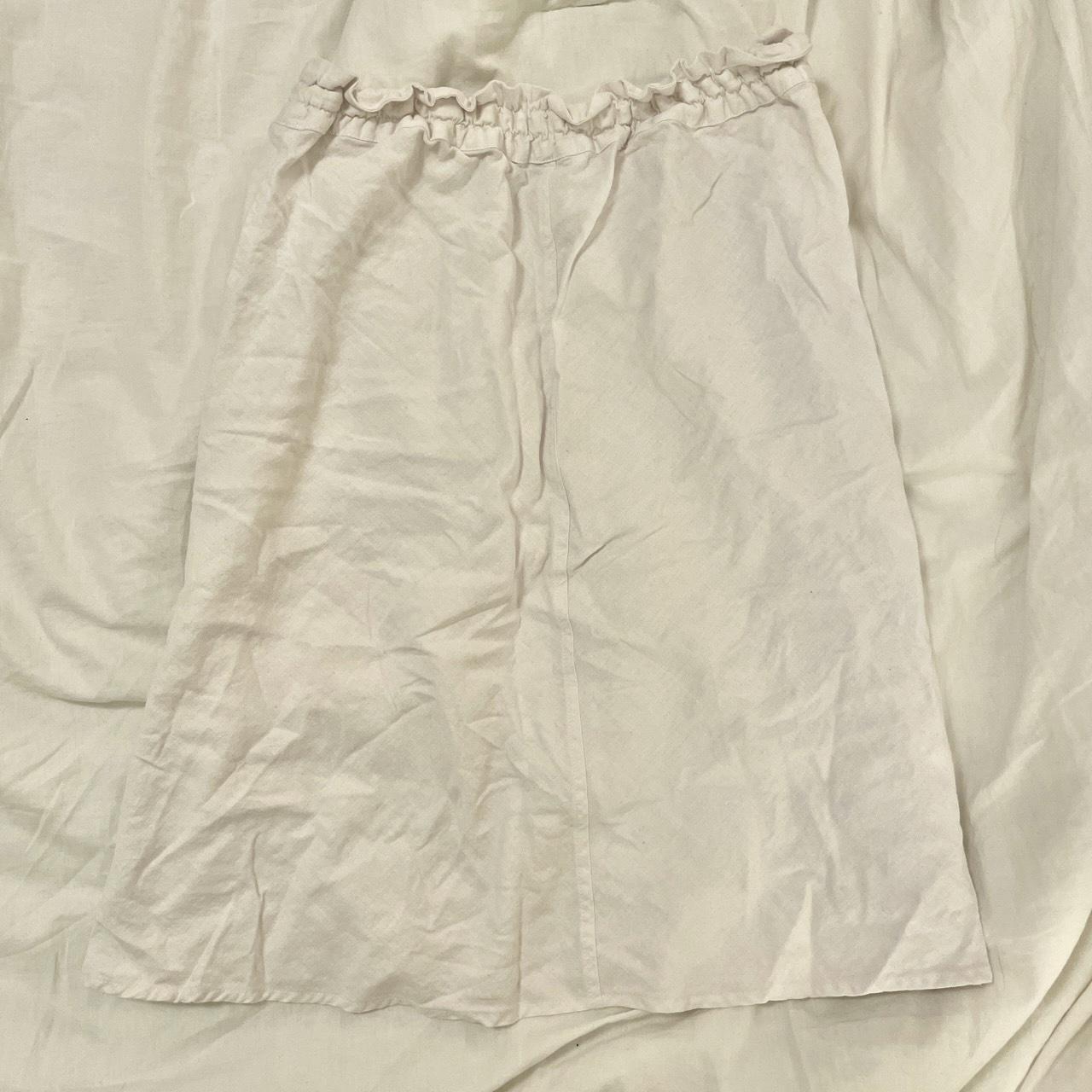 H&M Off-White Petticoat/Skirt. Adjustable... - Depop