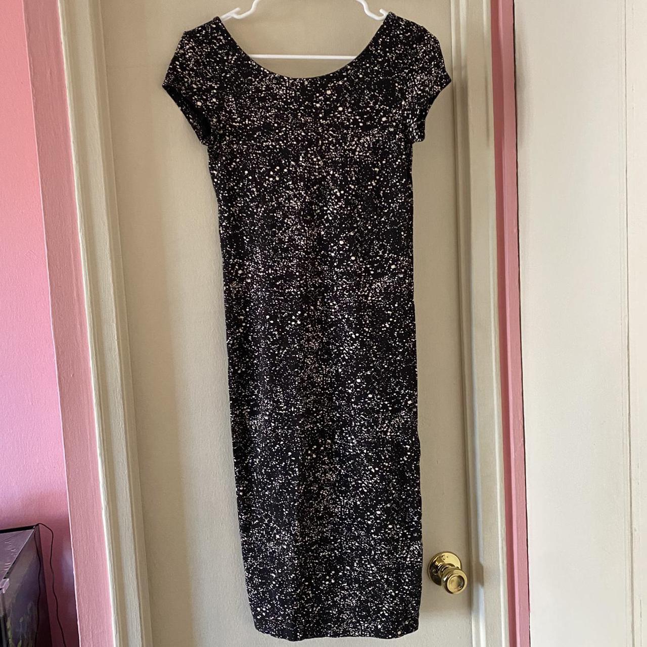 H&M Basics black and white plaint splatter print... - Depop