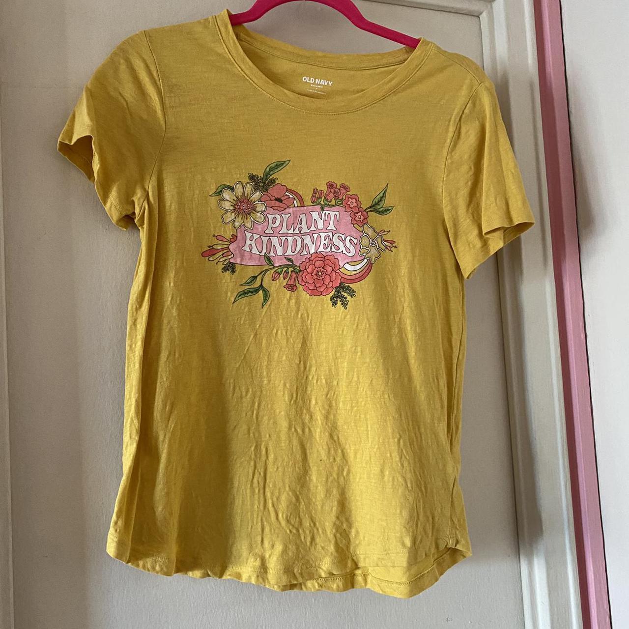 Old Navy Women's multi T-shirt | Depop