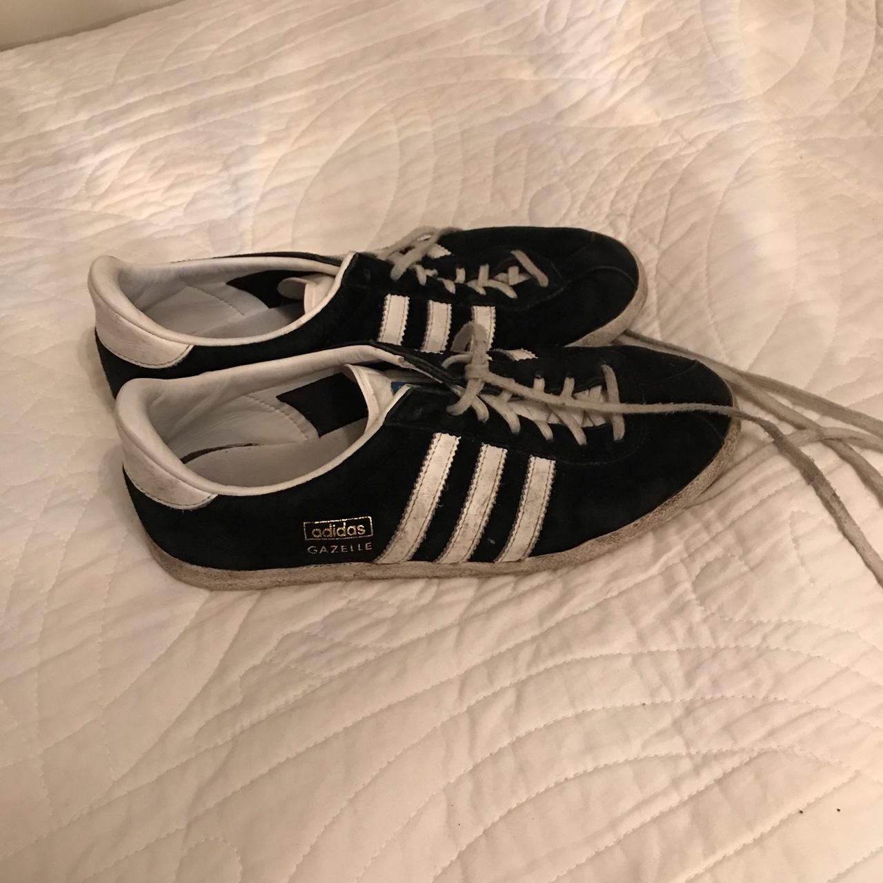 Ladies black store gazelles size 6