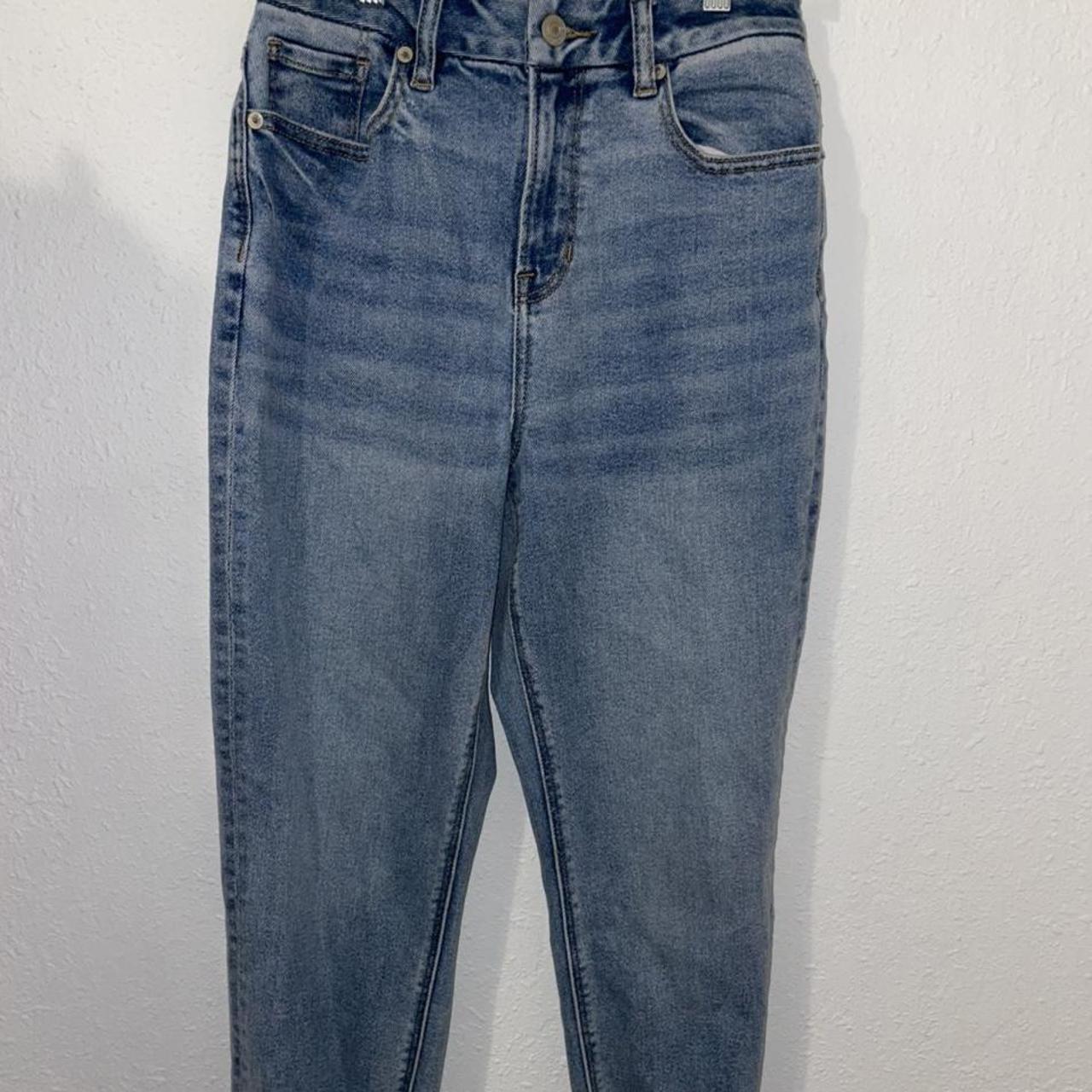 $20 American eagle- curvy mom jeans Excellent... - Depop