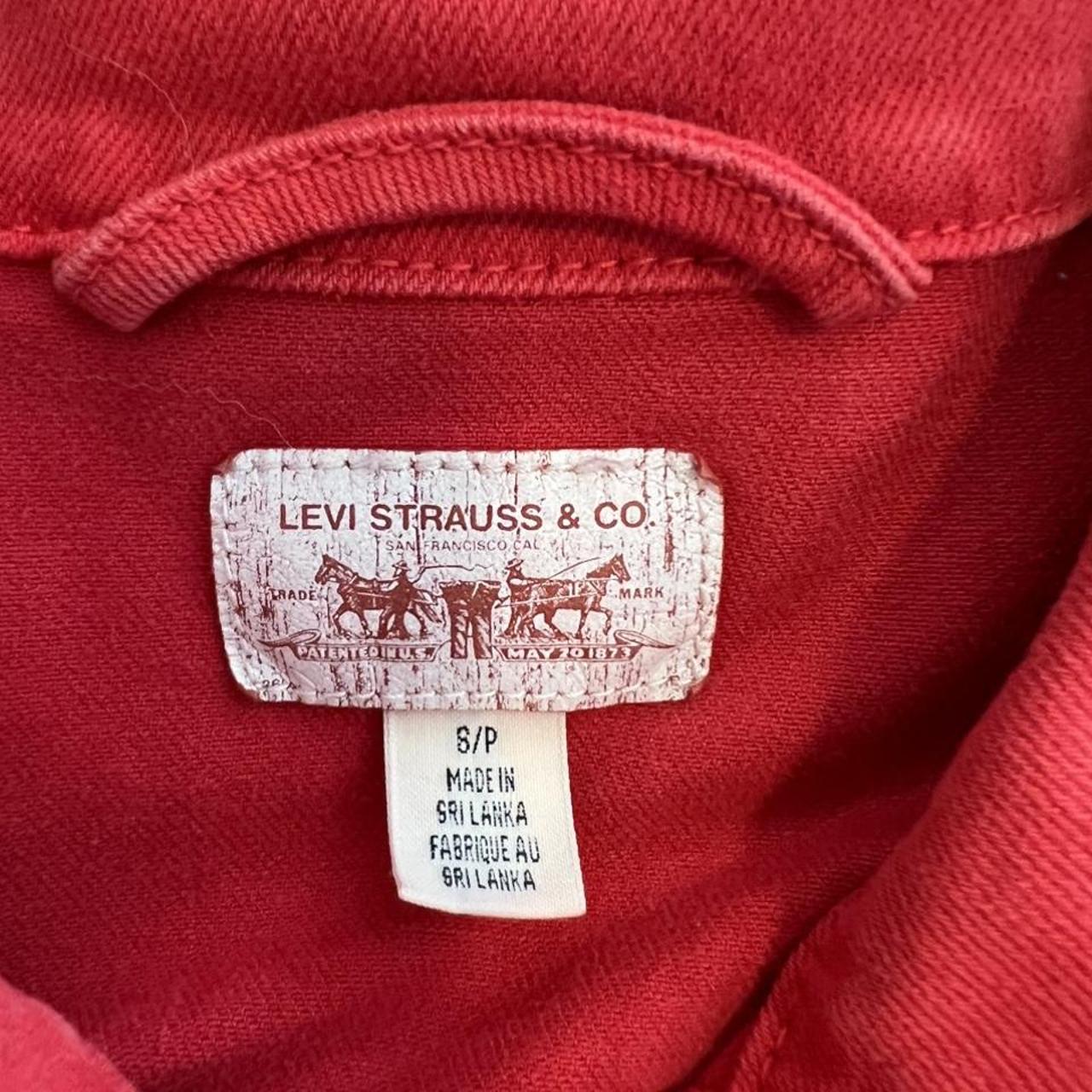 Levi’s vintage cropped red denim jacket size S - Depop